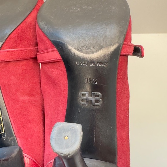 Like new! HUGO BOSS Red Suede & Mary Jane Heels – Size 38.5 (Made in Italy) - Picture 7 of 7